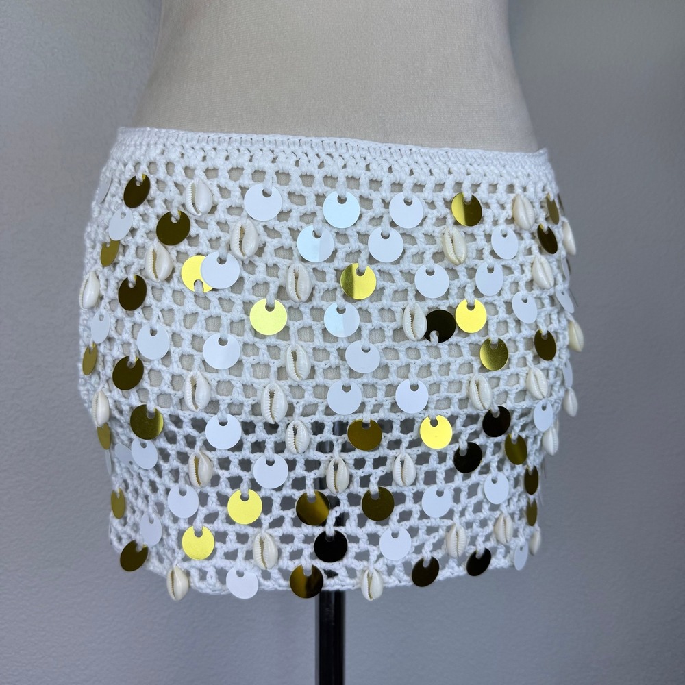White Y2K Crochet Sequin Cowrie Shell Mini Skirt Gold White Festival Beach Boho